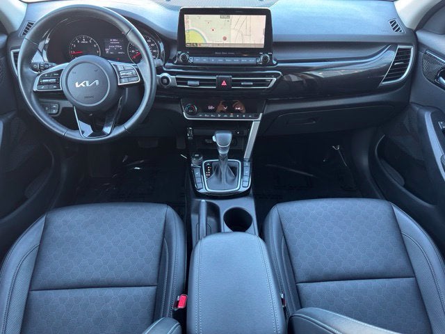 2023 Kia Seltos EX