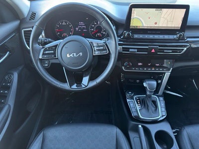 2023 Kia Seltos EX