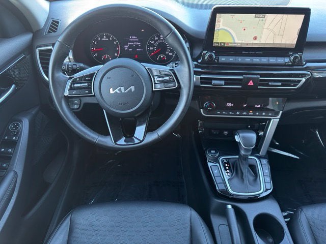 2023 Kia Seltos EX