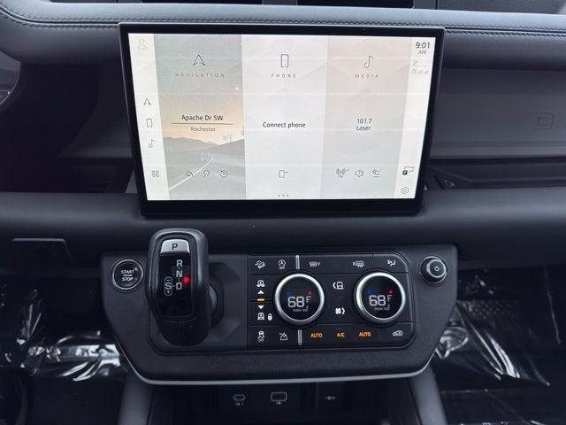 2023 Land Rover Defender 130 SE