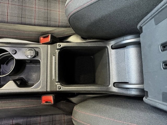 2022 Volkswagen Golf GTI S