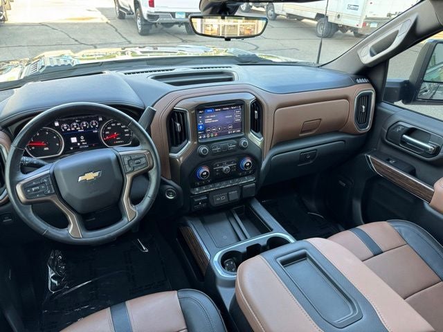 2022 Chevrolet Silverado 3500HD High Country