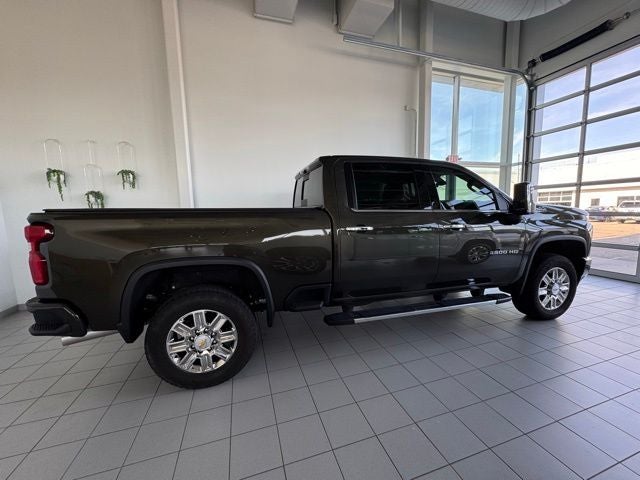 2022 Chevrolet Silverado 3500HD High Country