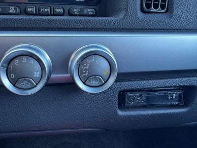 2004 Chevrolet SSR Base