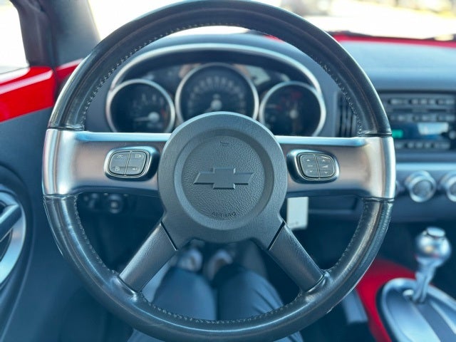 2004 Chevrolet SSR Base