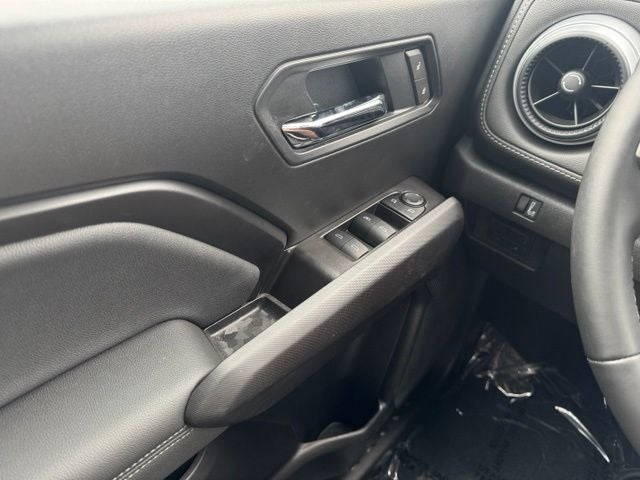 2025 Chevrolet Colorado LT