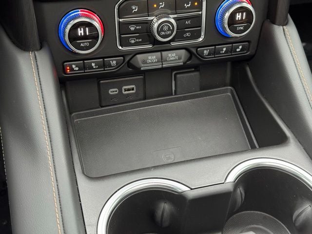 2024 GMC Yukon XL AT4