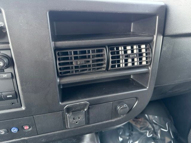 2021 GMC Savana 3500 Work Van