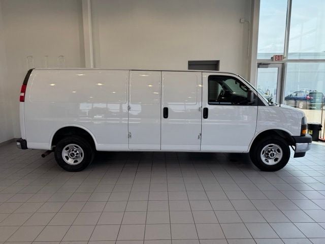 2021 GMC Savana 3500 Work Van