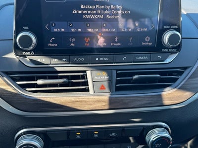 2023 Nissan Altima 2.5 SV