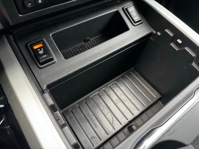 2020 Nissan Titan SV