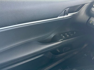 2018 Toyota Camry Hybrid LE