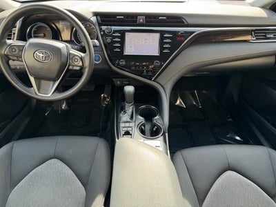 2018 Toyota Camry Hybrid LE