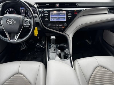 2020 Toyota Camry SE