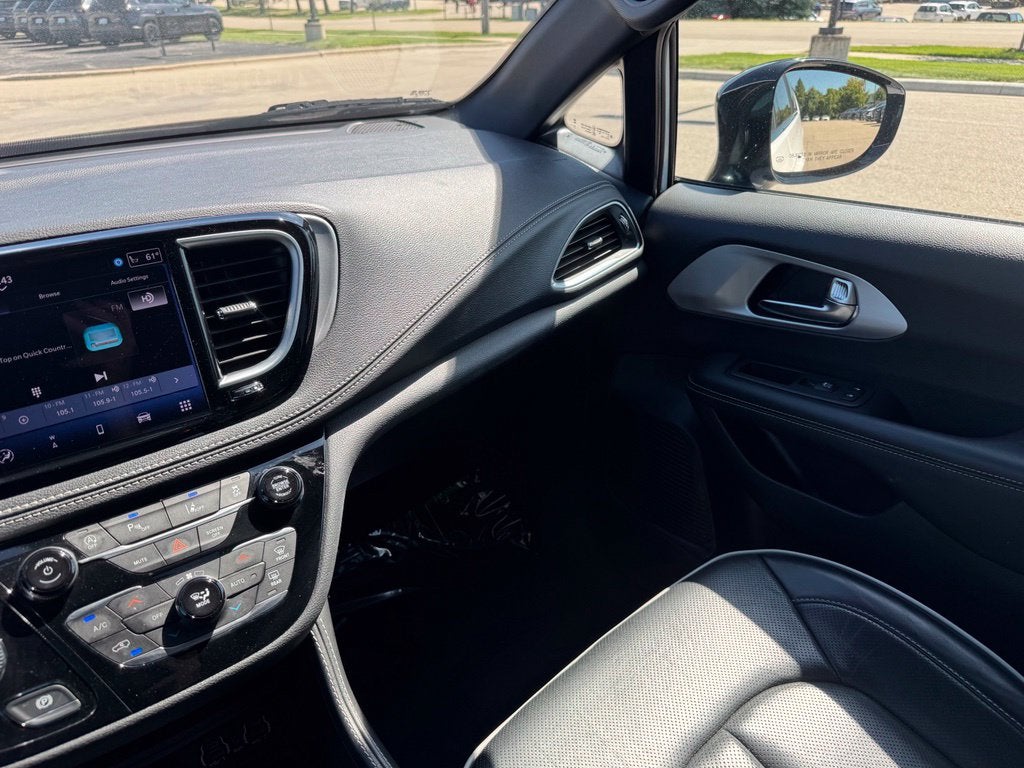 2025 Chrysler Pacifica Limited