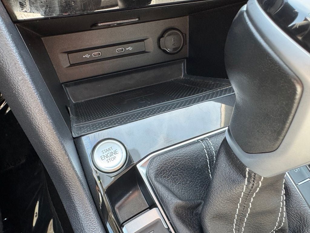 2024 Volkswagen Taos 1.5T SEL
