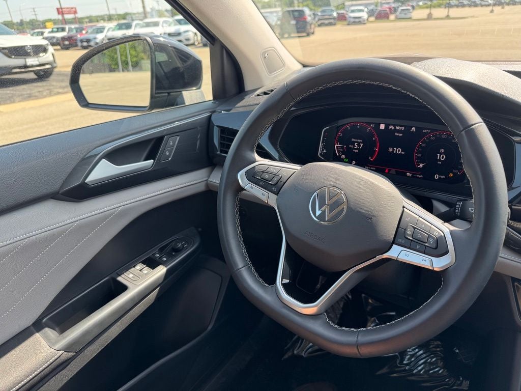 2024 Volkswagen Taos 1.5T SEL