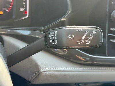2024 Volkswagen Taos 1.5T SEL