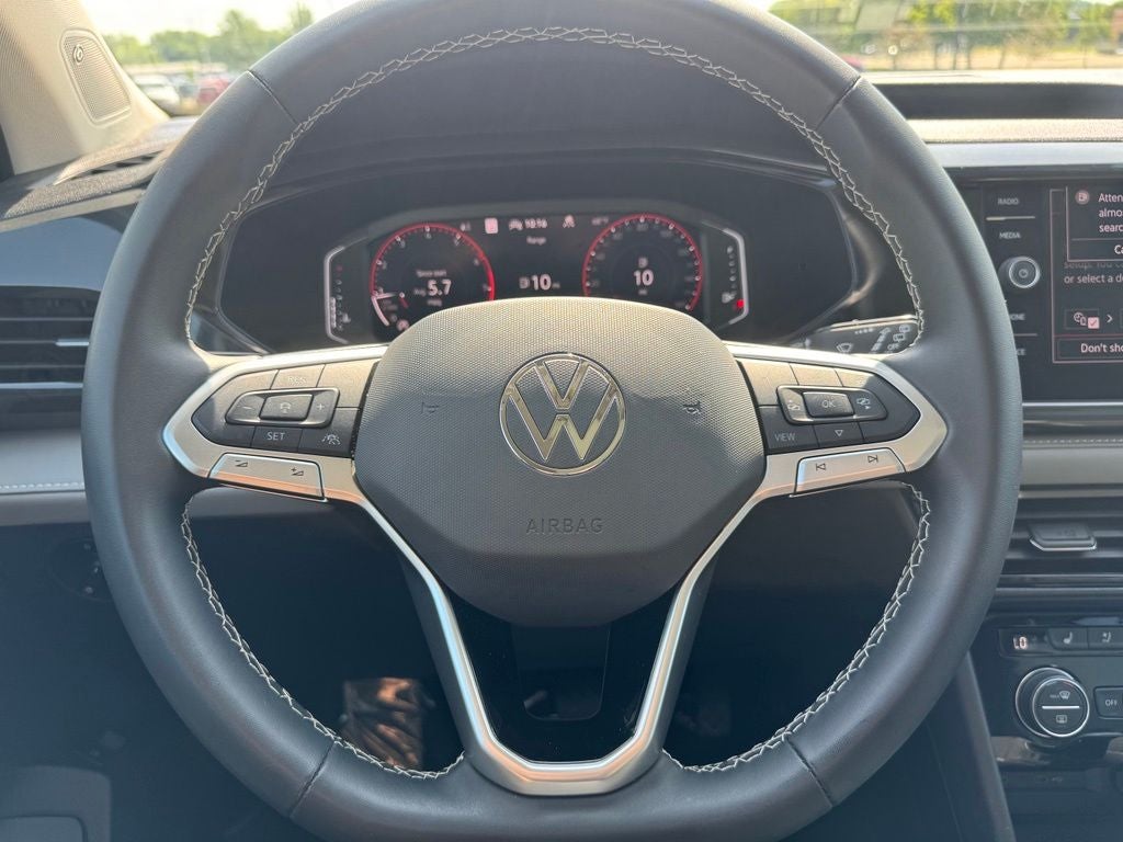 2024 Volkswagen Taos 1.5T SEL