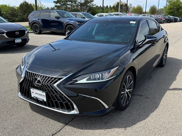 2025 Lexus ES 300h