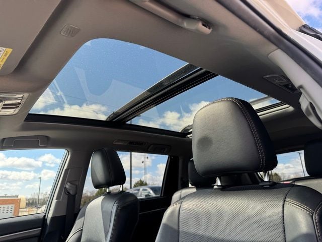 2019 Toyota Highlander Limited Platinum