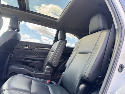 2019 Toyota Highlander Limited Platinum