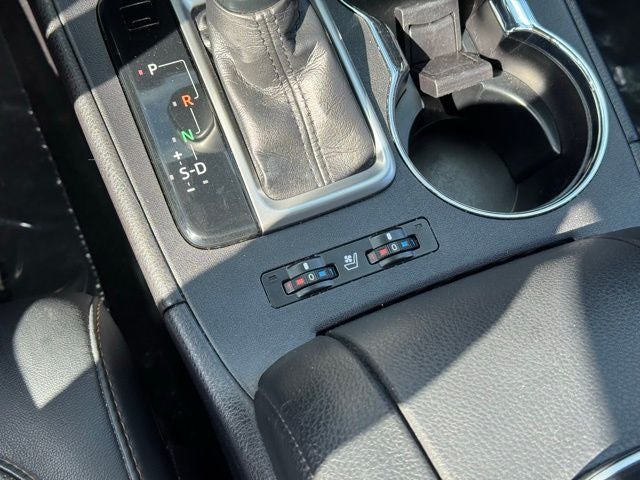 2019 Toyota Highlander Limited Platinum