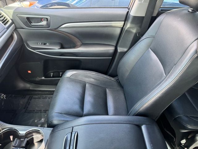 2019 Toyota Highlander Limited Platinum