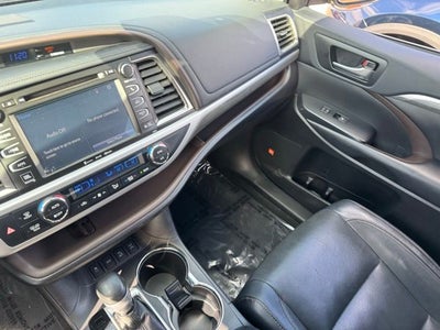 2019 Toyota Highlander Limited Platinum