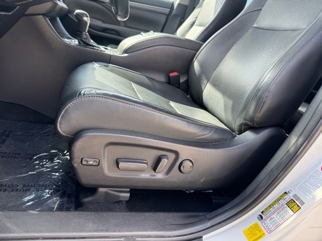 2019 Toyota Highlander Limited Platinum