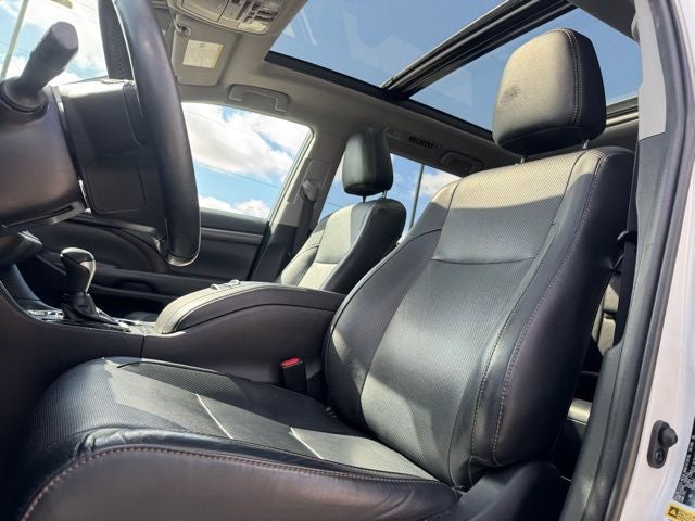 2019 Toyota Highlander Limited Platinum