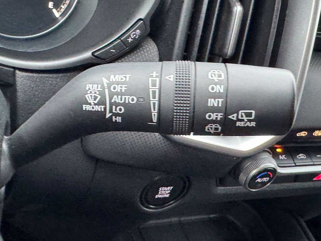 2025 Mazda Mazda CX-50 2.5 S Preferred Package
