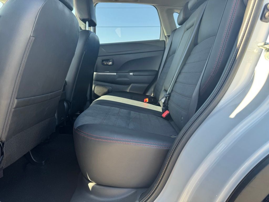 2025 Mitsubishi Outlander Sport 2.0 ES