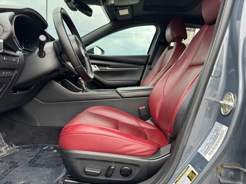 2023 Mazda Mazda3 2.5 S Carbon Edition FWD