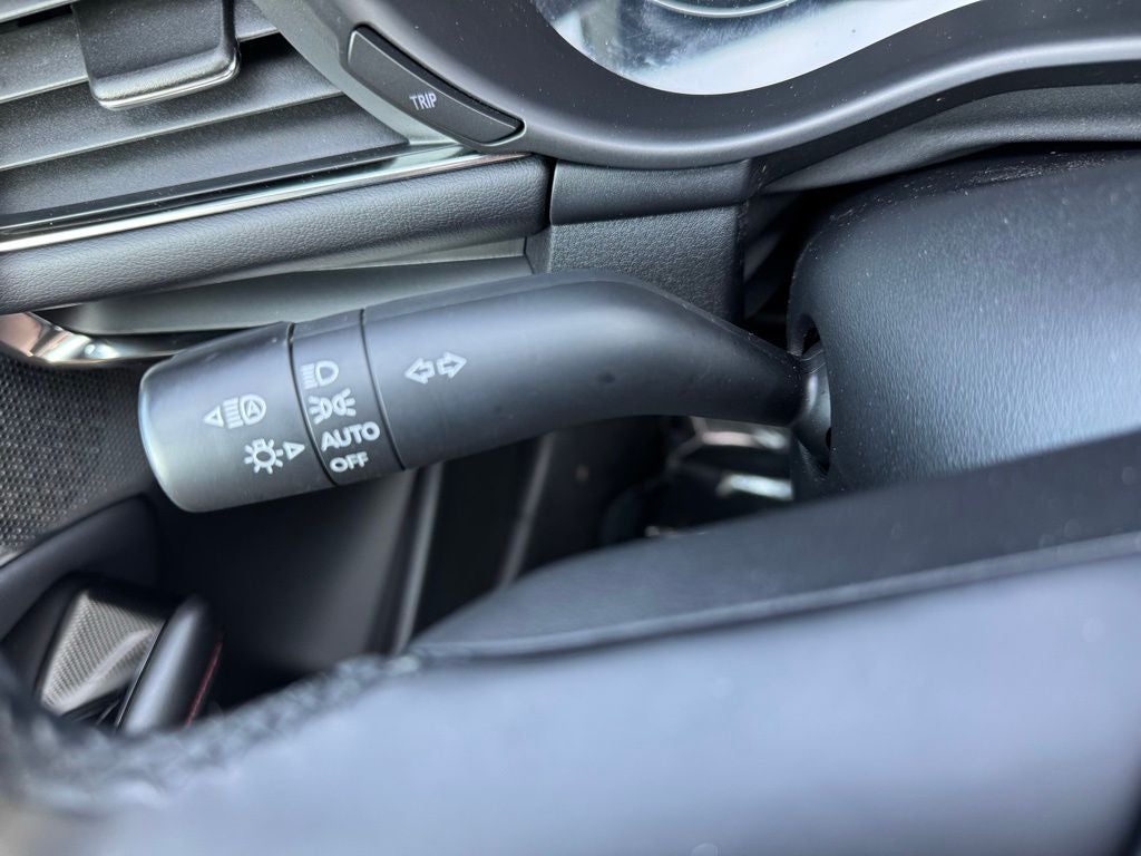 2023 Mazda Mazda3 2.5 S Carbon Edition