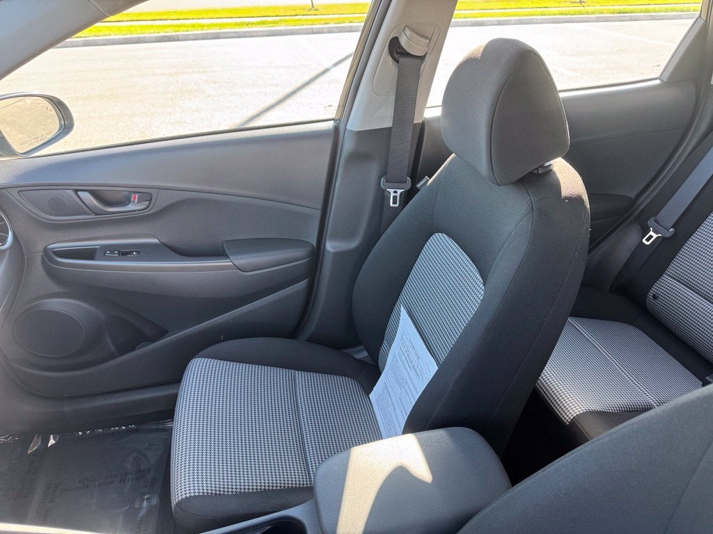 2023 Hyundai Kona SE