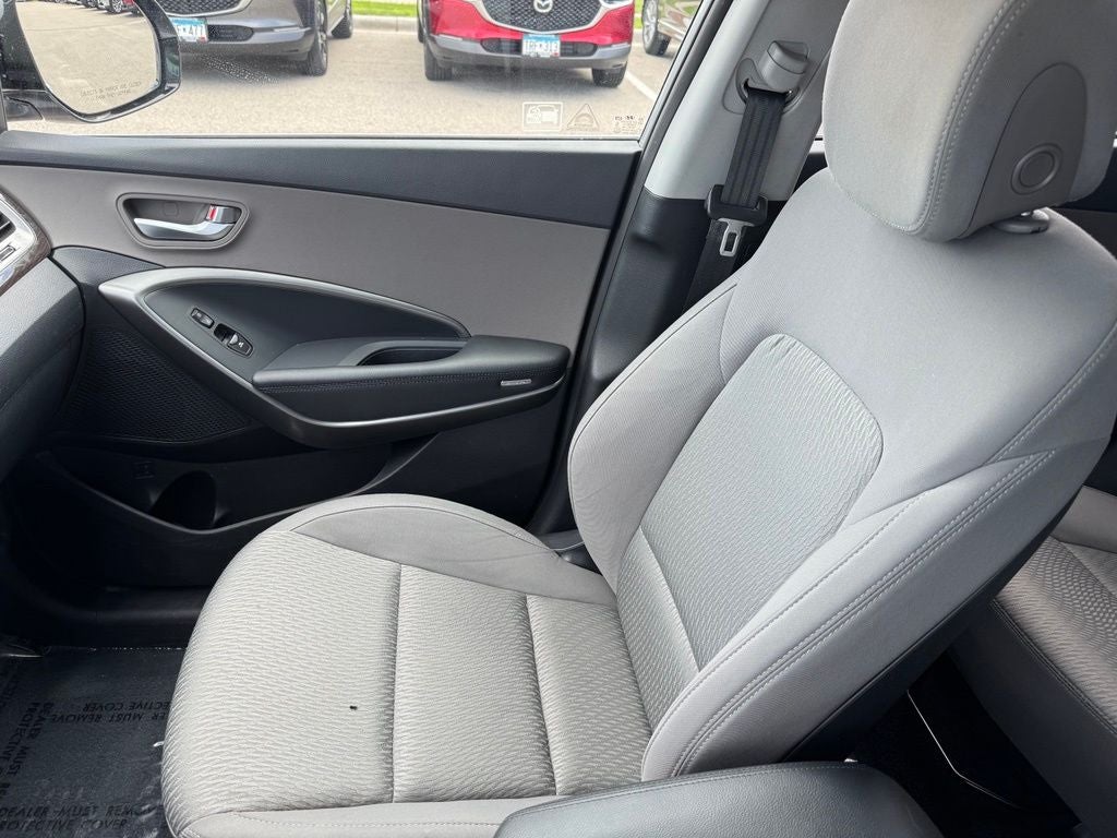 2018 Hyundai Santa Fe SE