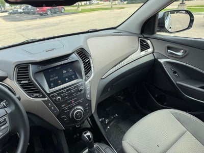 2018 Hyundai Santa Fe SE