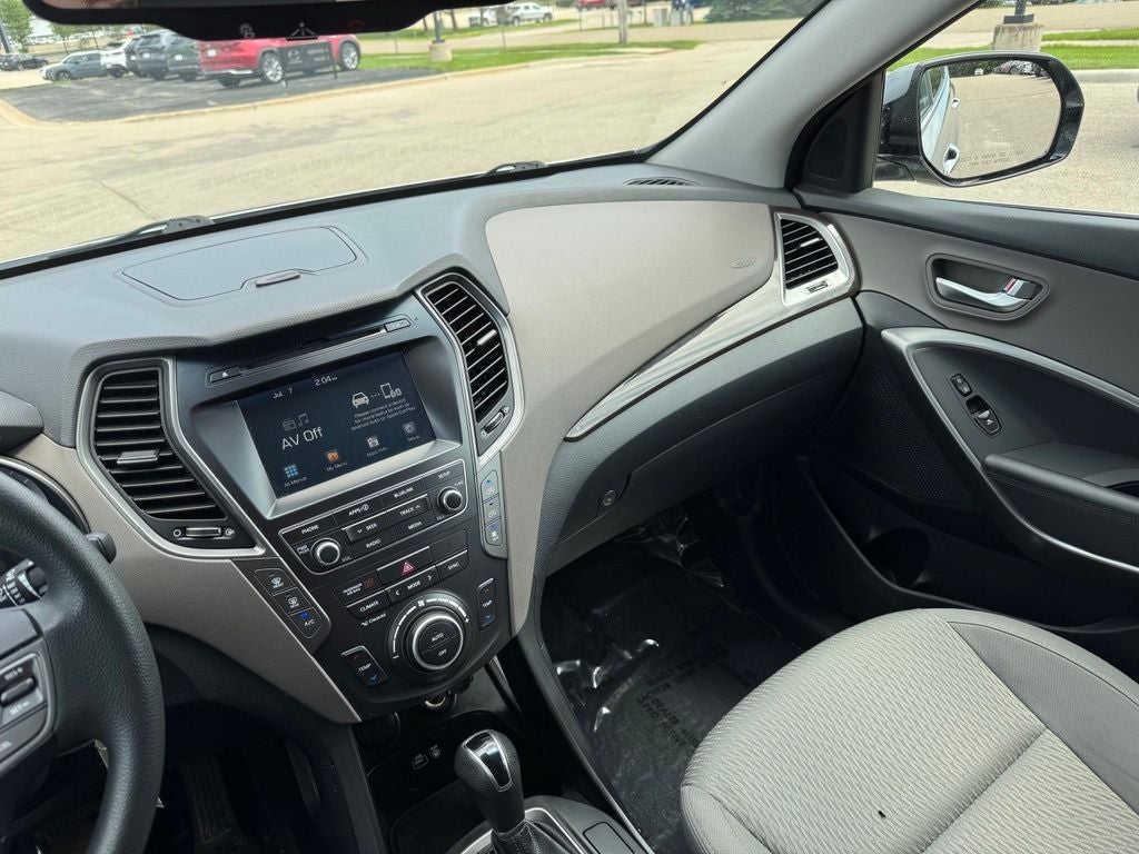 2018 Hyundai Santa Fe SE