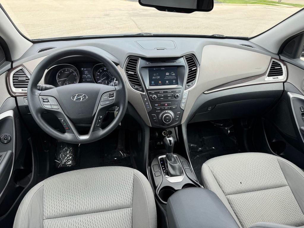 2018 Hyundai Santa Fe SE