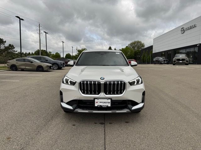 2025 BMW X1 xDrive28i w/ Panoramic Moonroof