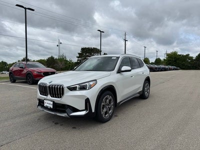 2025 BMW X1 xDrive28i w/ Panoramic Moonroof