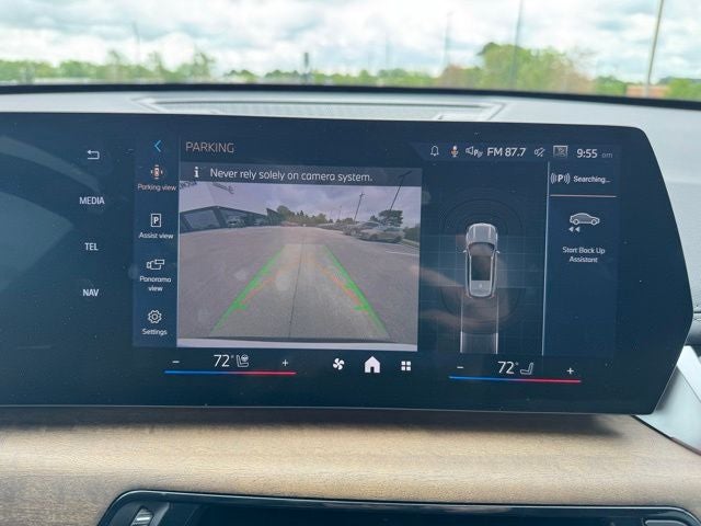 2025 BMW X1 xDrive28i w/ Panoramic Moonroof