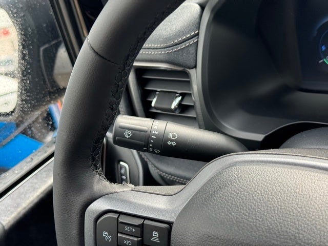 2025 Ford F-150 Lightning Flash w/ Heated Steering Wheel