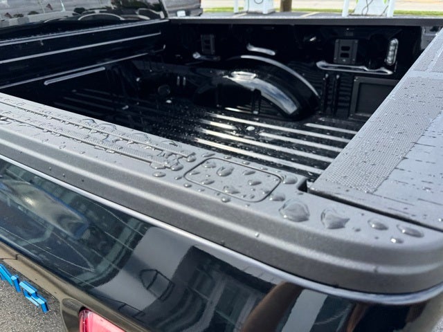 2025 Ford F-150 Lightning Flash w/ Heated Steering Wheel