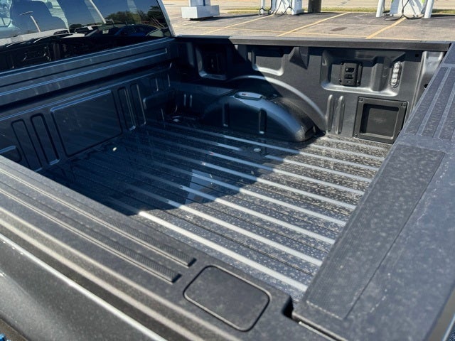 2025 Ford F-150 Lightning Flash w/ Heated Steering Wheel