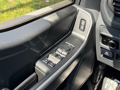 2025 Ford F-150 Lightning Flash w/ Extended Range Battery + Mobile Cord