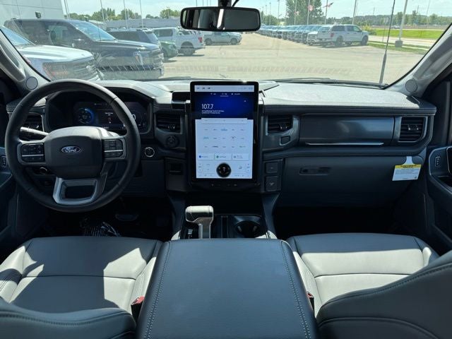 2025 Ford F-150 Lightning Flash w/ Extended Range Battery + Mobile Cord