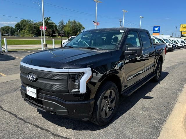 2025 Ford F-150 Lightning Flash w/ Extended Range Battery + Mobile Cord