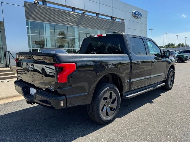 2025 Ford F-150 Lightning Flash w/ Extended Range Battery + Mobile Cord